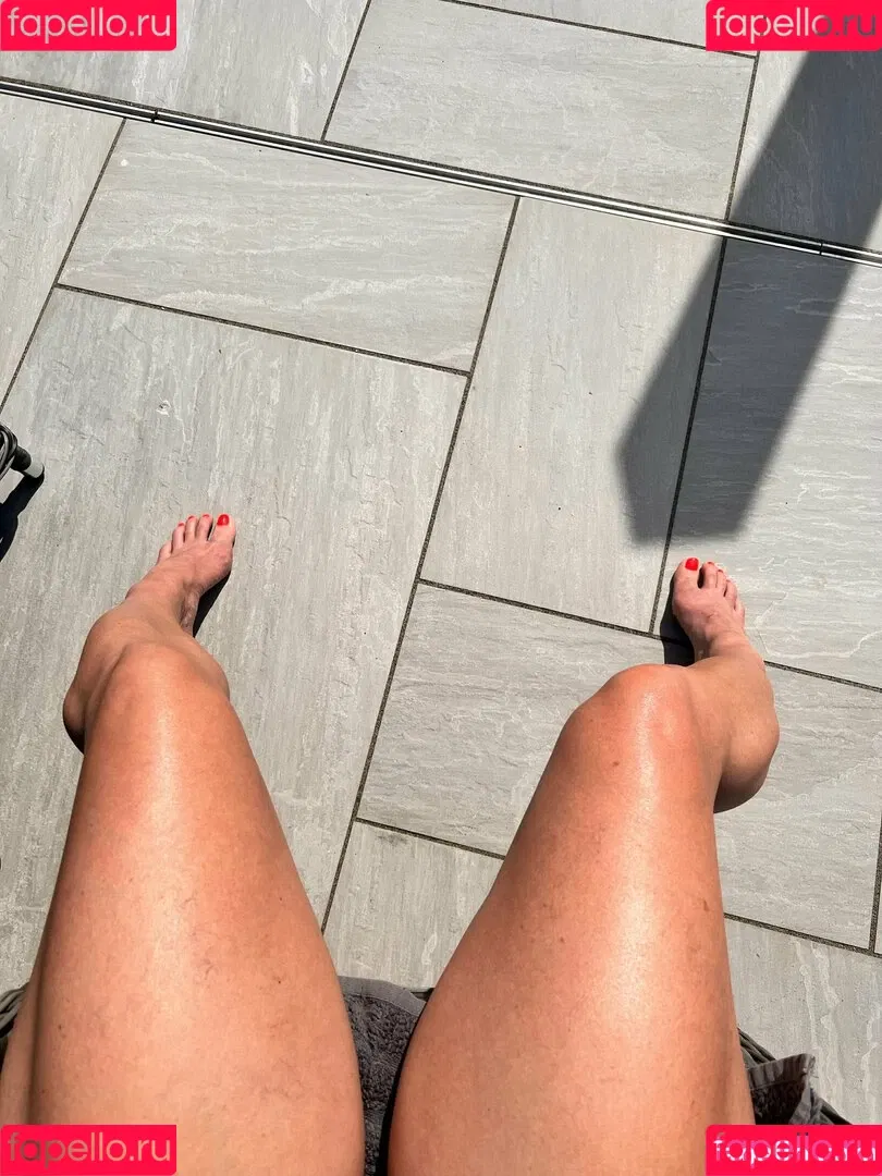 cheekysoles333 Onlyfans Photo Gallery 
