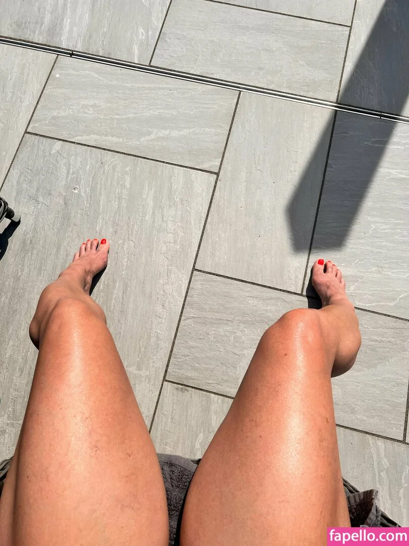 cheekysoles333 Onlyfans Photo Gallery 