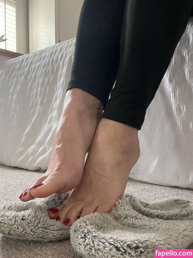 cheekysoles333 Onlyfans Photo Gallery 