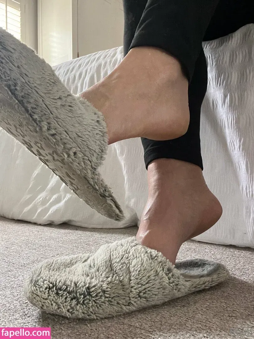 cheekysoles333 Onlyfans Photo Gallery 