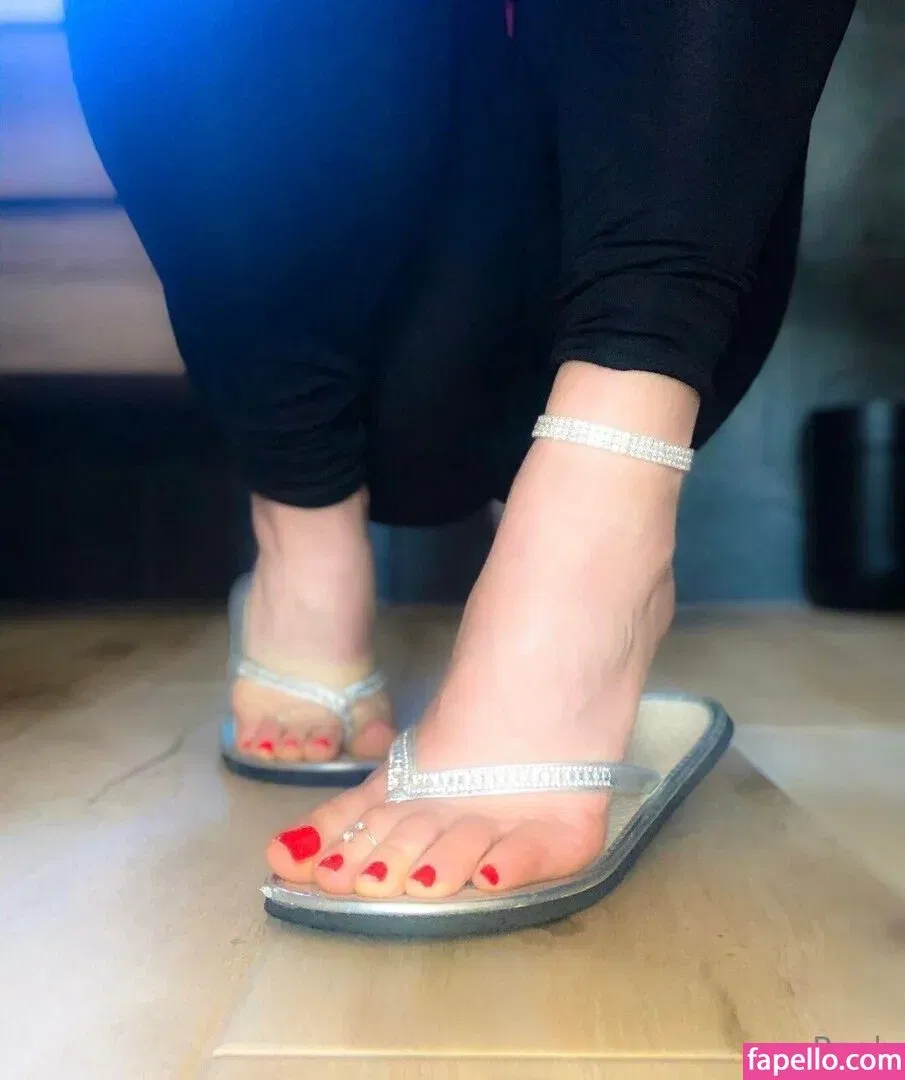 cheekysoles333 Onlyfans Photo Gallery 