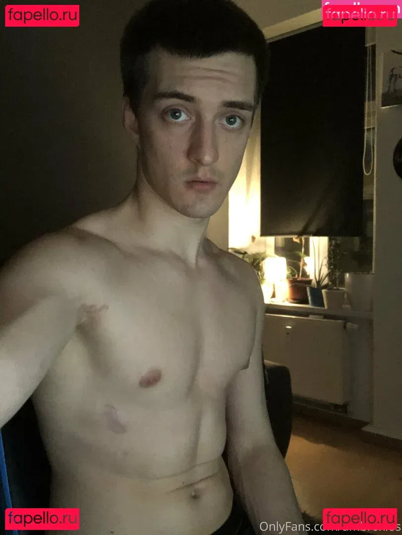 ambroxios Onlyfans Photo Gallery 