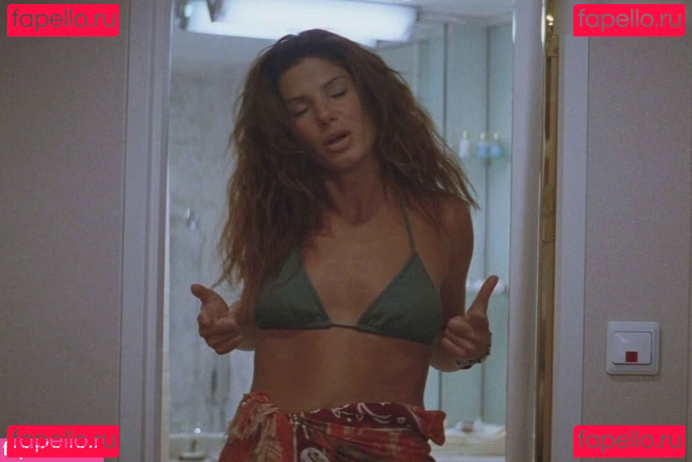 Sandra Bullock Nude Onlyfans Photo 50