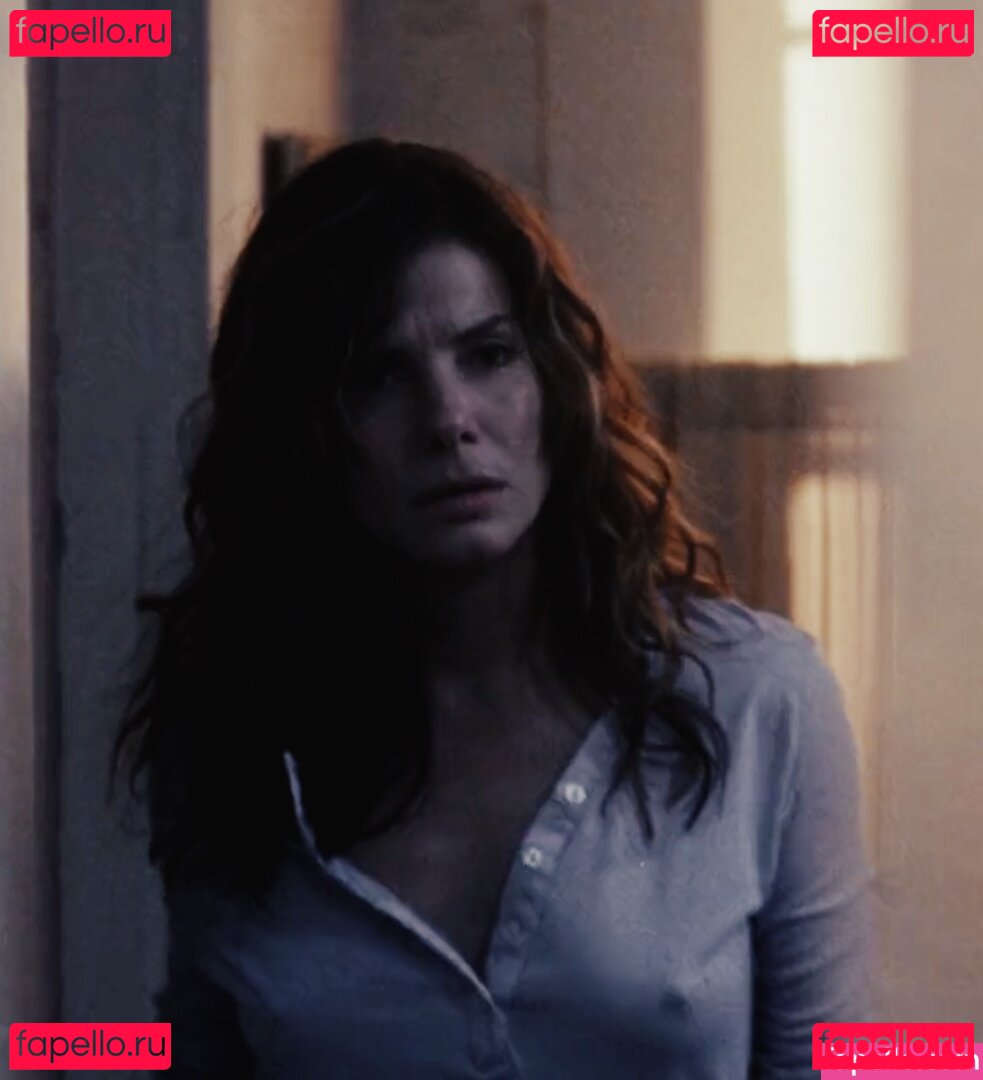 Sandra Bullock Nude Onlyfans Photo 19