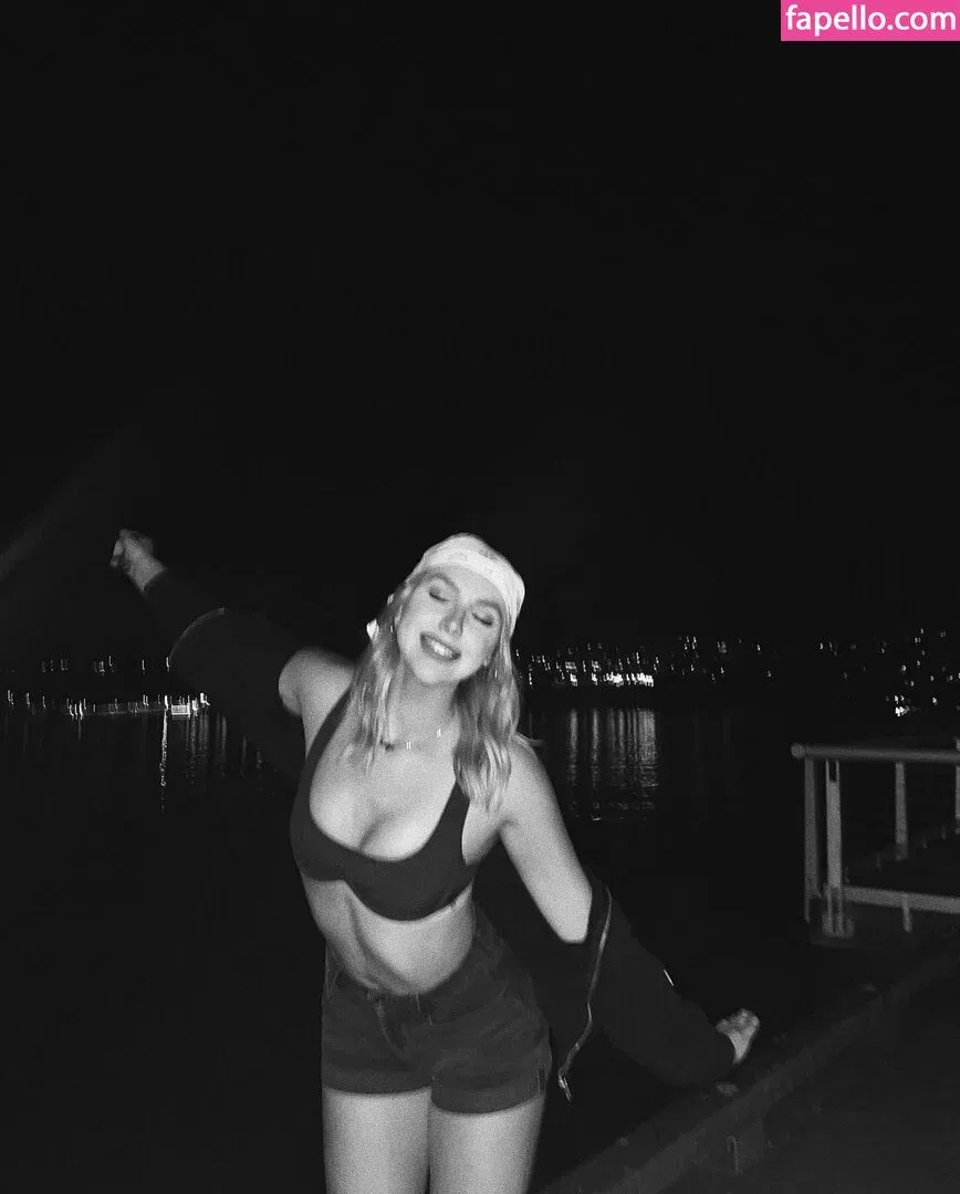 Jordyn Badry Onlyfans Photo Gallery 