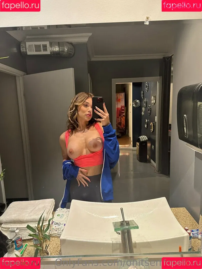 ohitsemmarose Onlyfans Photo Gallery 