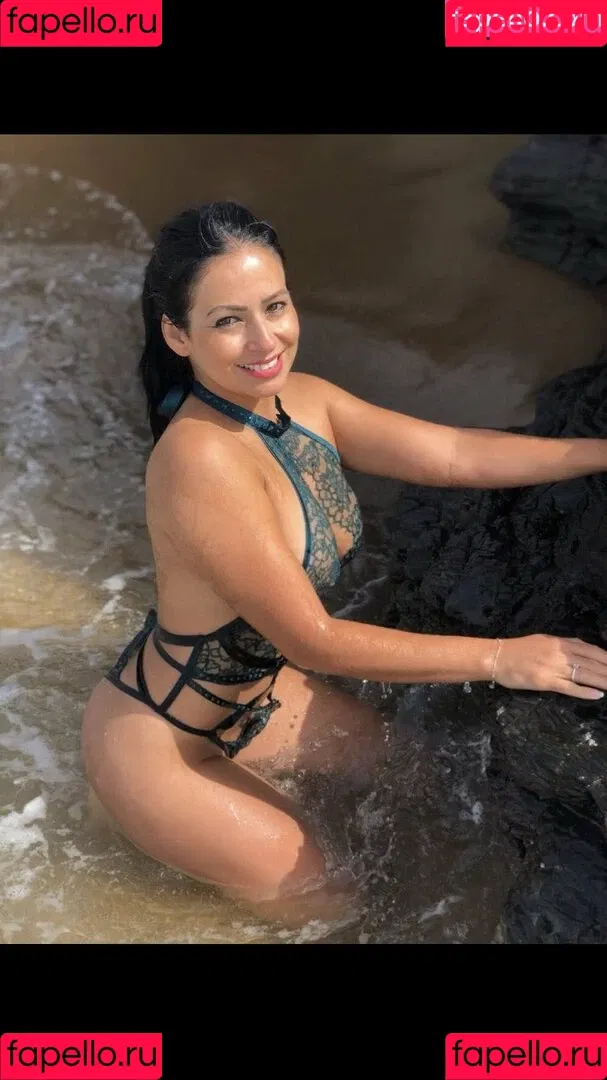 silvanavargas.81 Onlyfans Photo Gallery 
