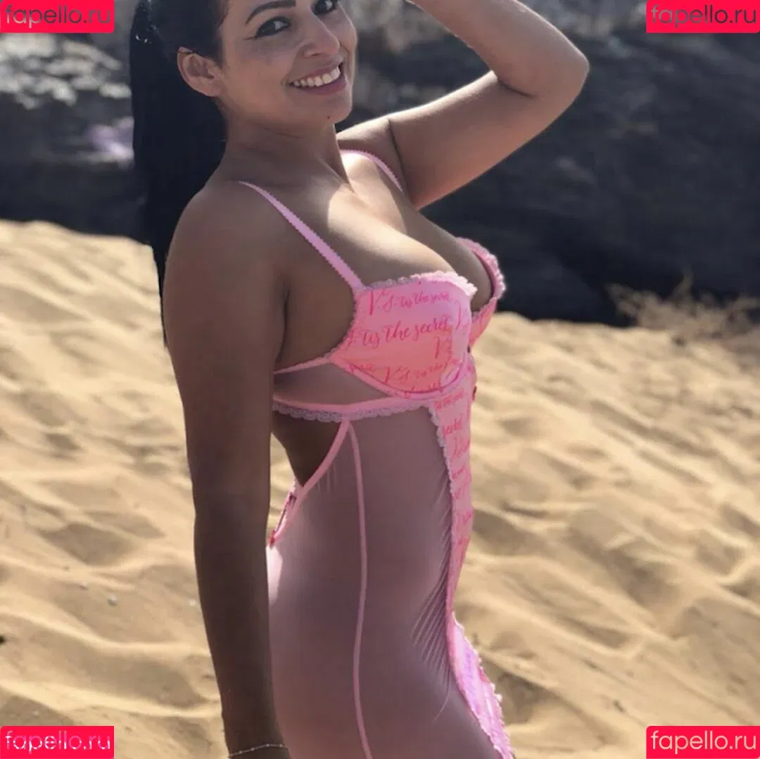 silvanavargas.81 Onlyfans Photo Gallery 