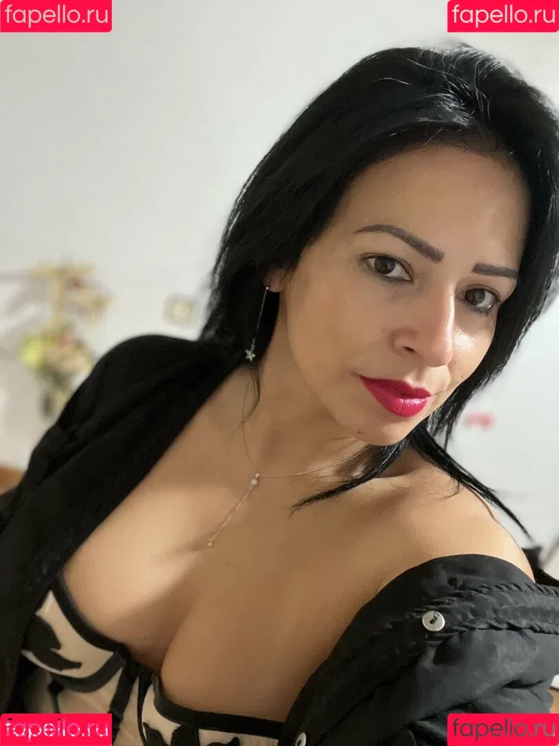 silvanavargas.81 Onlyfans Photo Gallery 