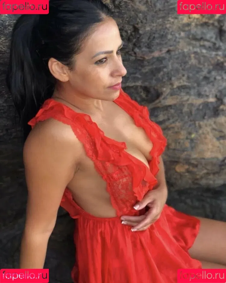 silvanavargas.81 Onlyfans Photo Gallery 