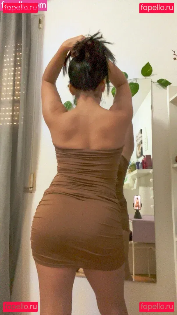 silvanavargas.81 Onlyfans Photo Gallery 