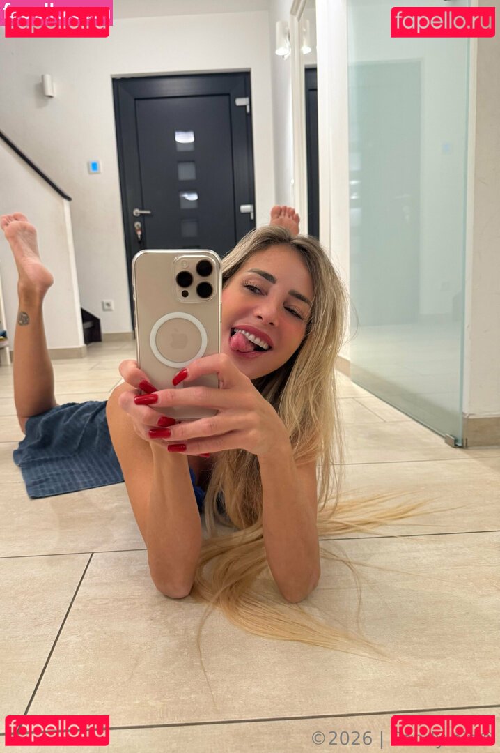 sandyleinof Nude Onlyfans Photo 11