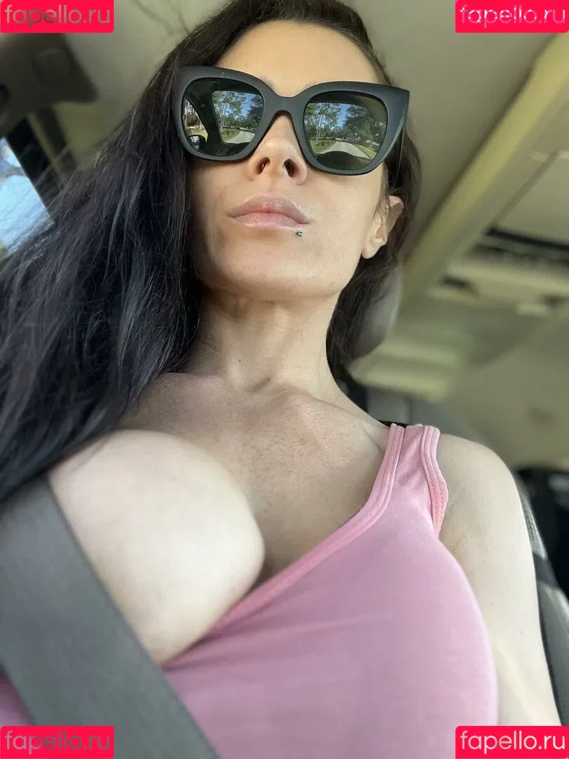 RiahJade Onlyfans Photo Gallery 