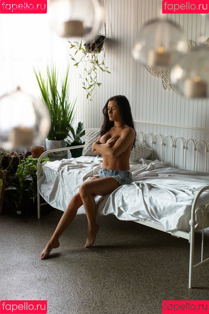 RiahJade Onlyfans Photo Gallery 