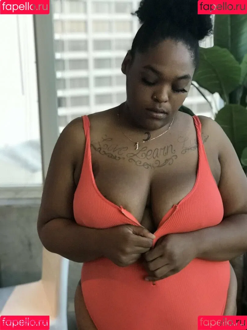 jchanel12 Onlyfans Photo Gallery 