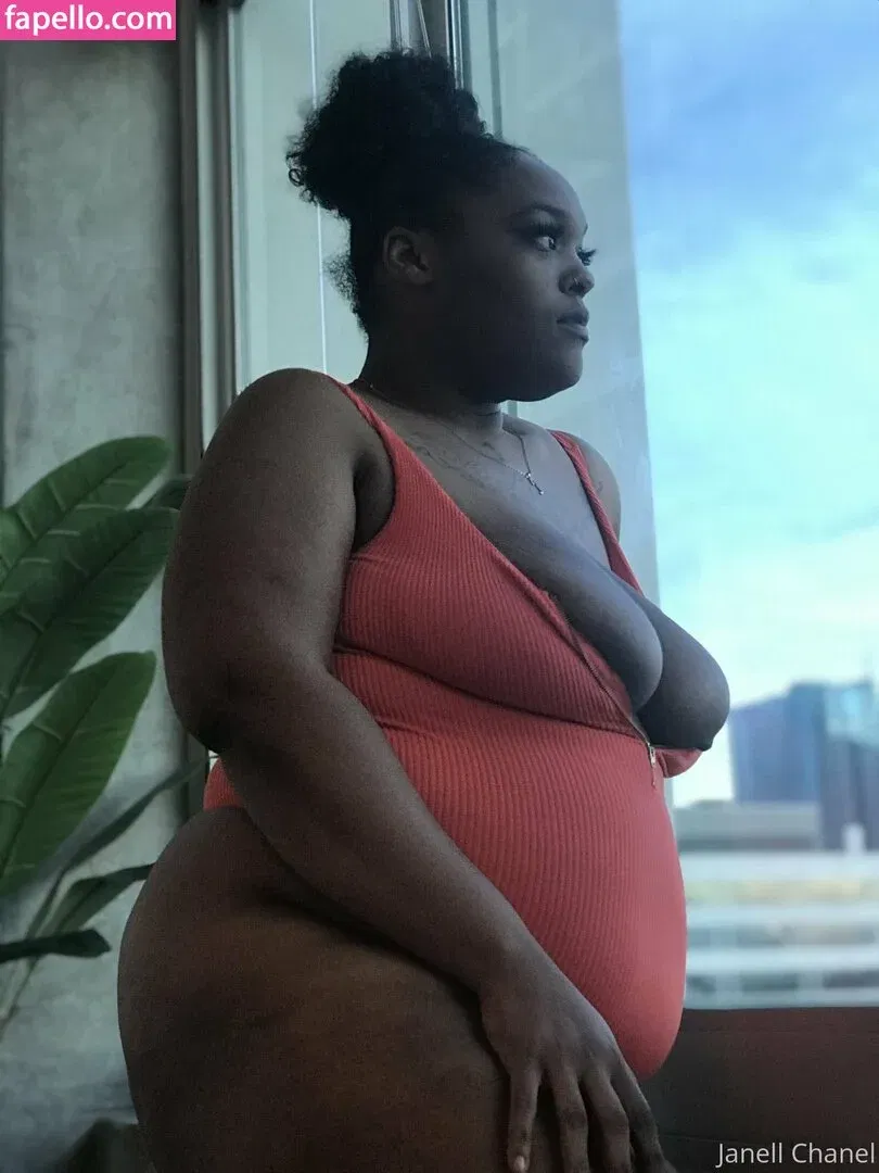 jchanel12 Onlyfans Photo Gallery 