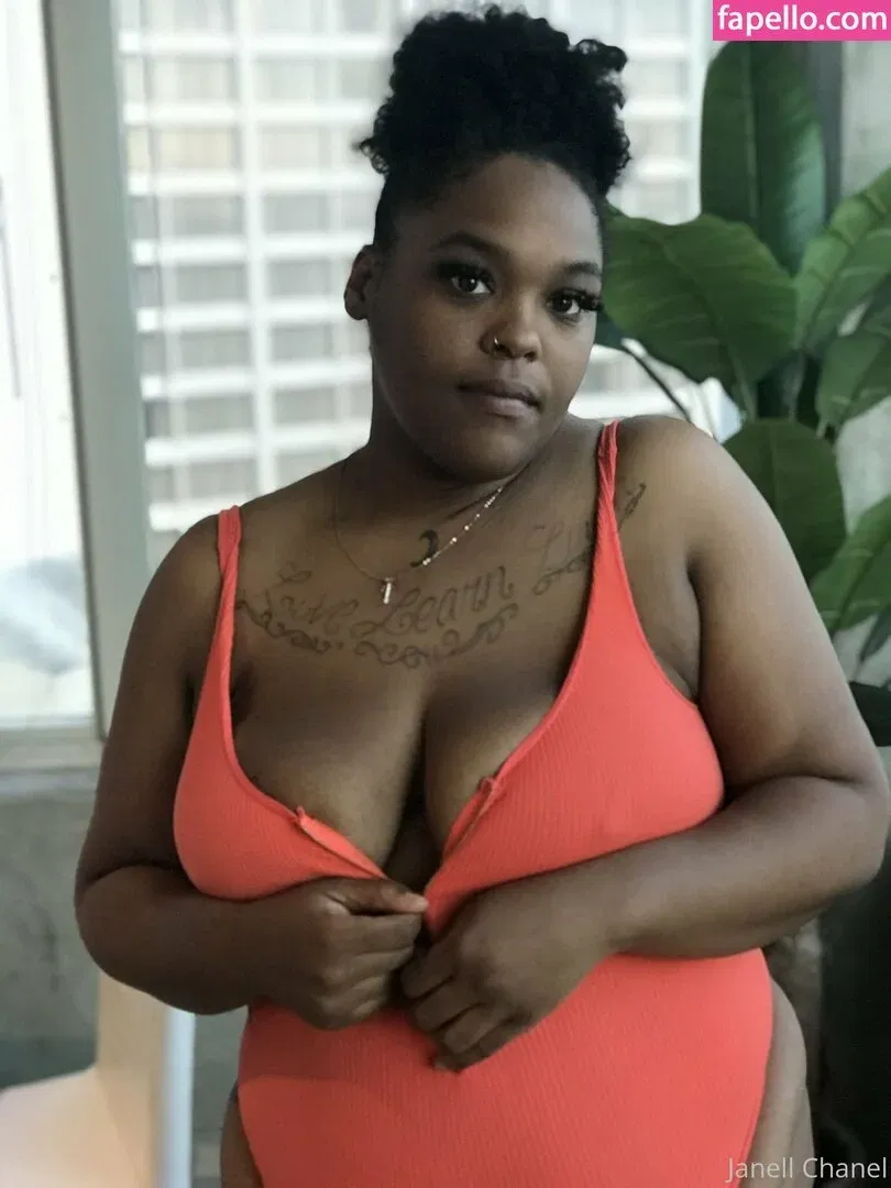 jchanel12 Onlyfans Photo Gallery 