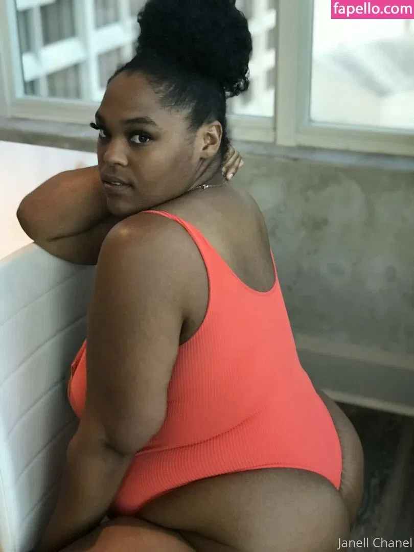 jchanel12 Onlyfans Photo Gallery 