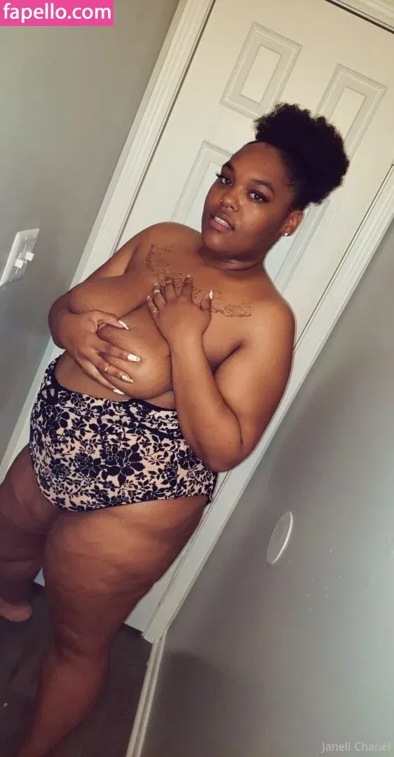 jchanel12 Onlyfans Photo Gallery 