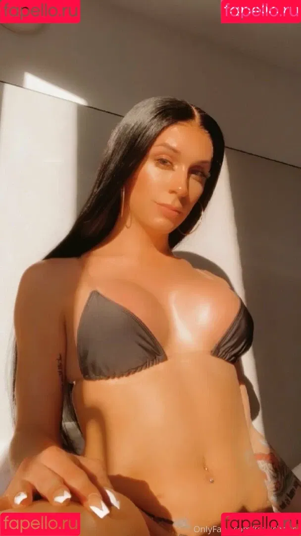 tsarichanel Onlyfans Photo Gallery 