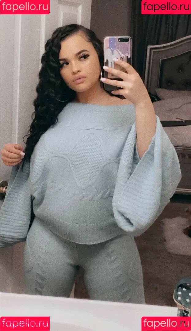Raynefaliciteexo Onlyfans Photo Gallery 