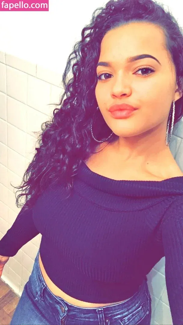 Raynefaliciteexo Onlyfans Photo Gallery 