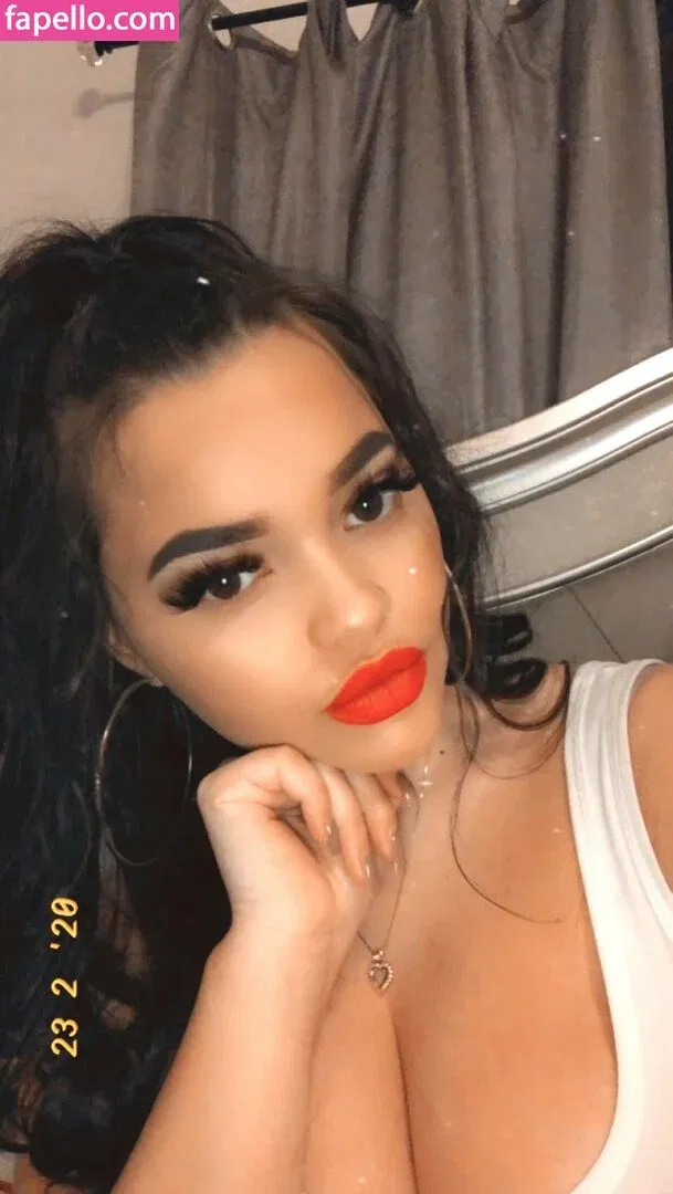 Raynefaliciteexo Onlyfans Photo Gallery 