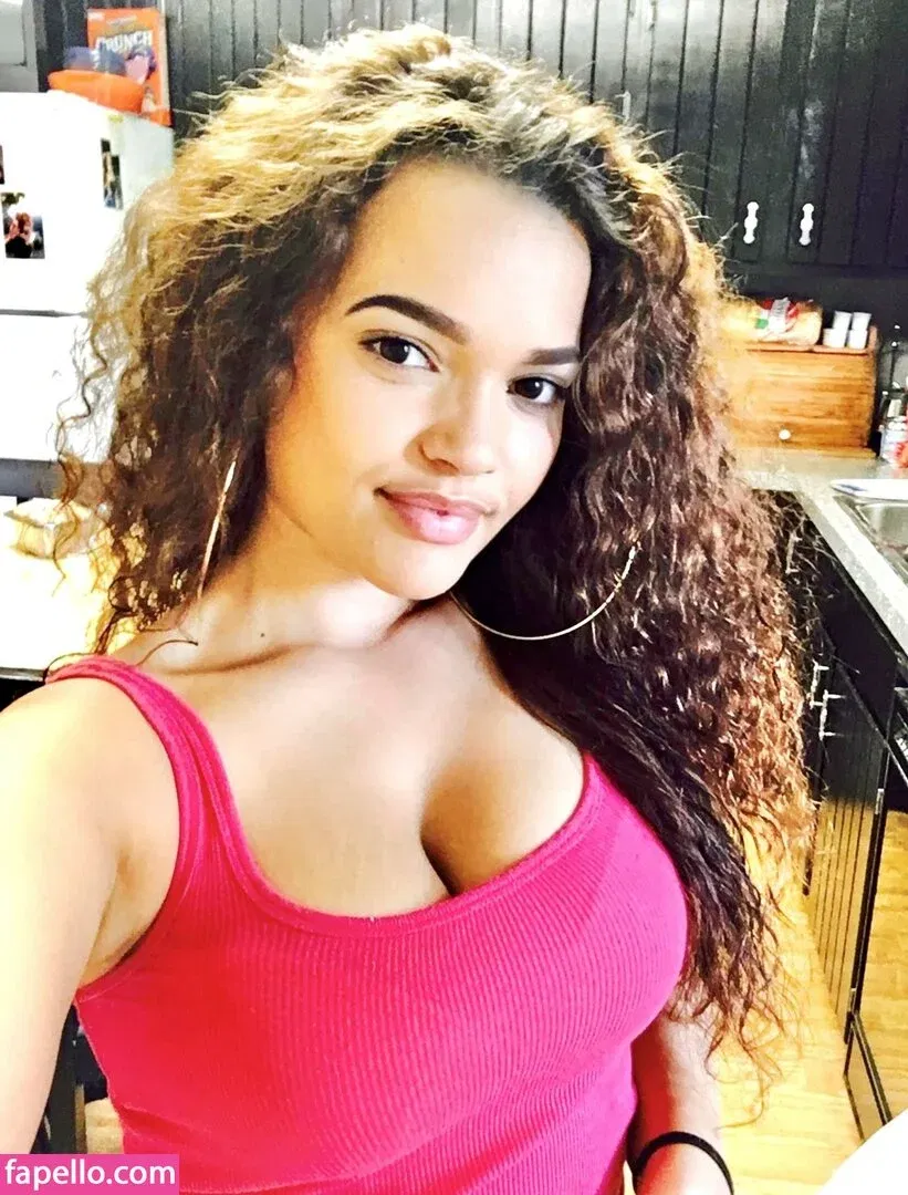 Raynefaliciteexo Onlyfans Photo Gallery 