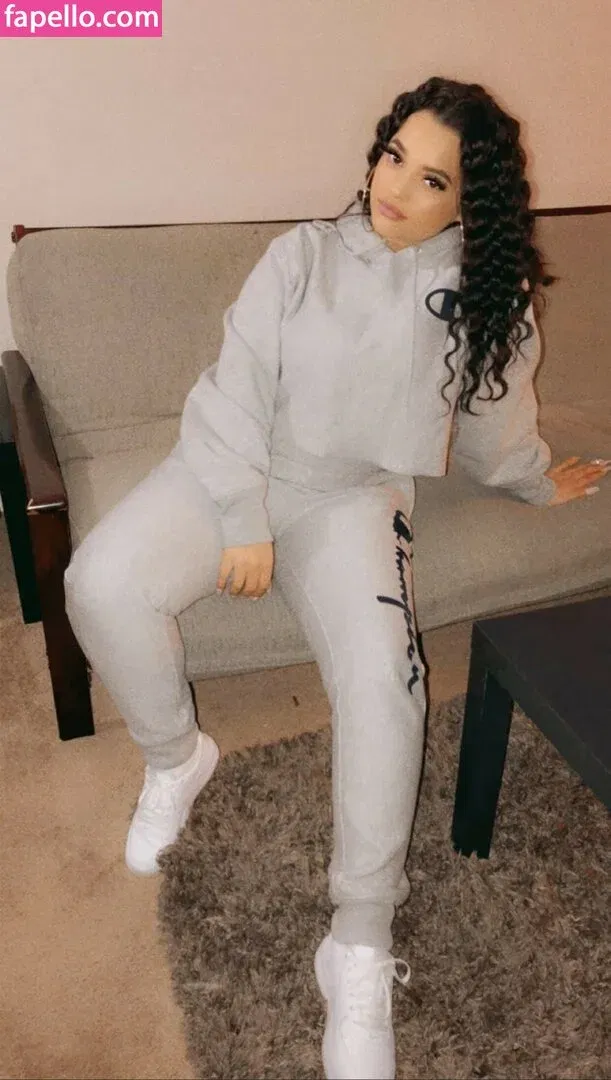 Raynefaliciteexo Onlyfans Photo Gallery 