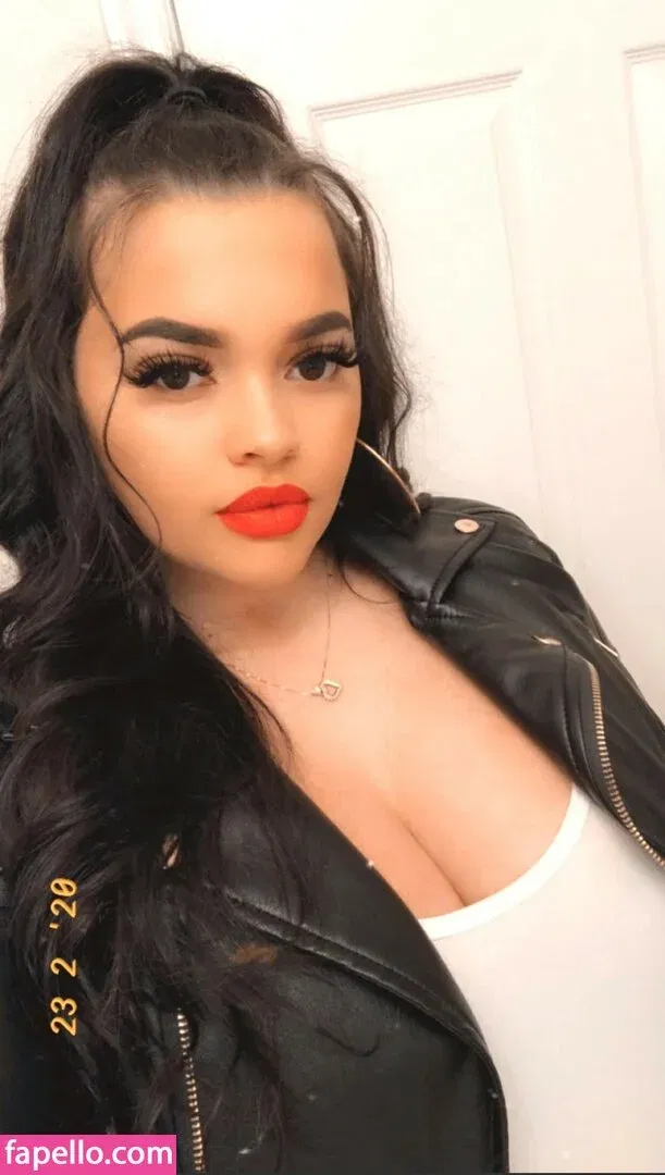 Raynefaliciteexo Onlyfans Photo Gallery 