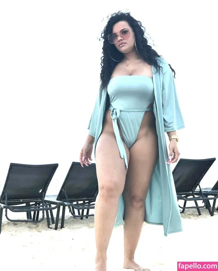 Raynefaliciteexo Onlyfans Photo Gallery 