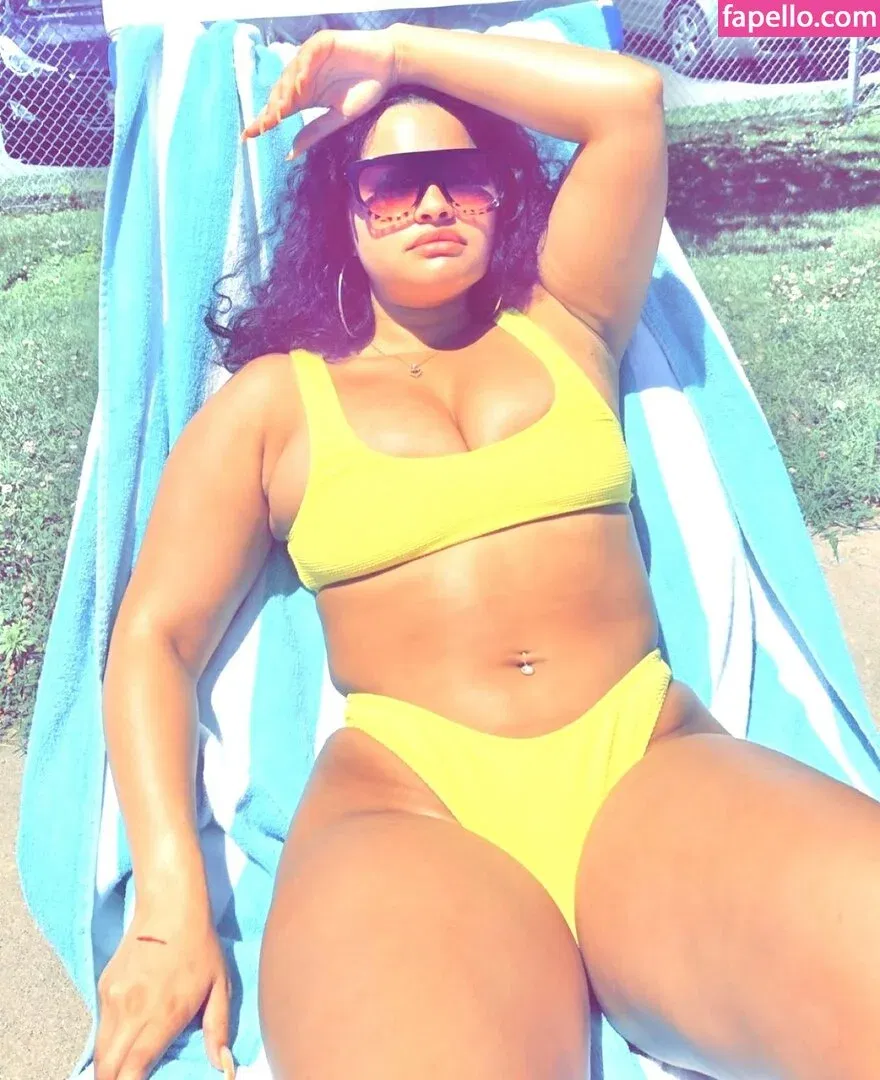 Raynefaliciteexo Onlyfans Photo Gallery 