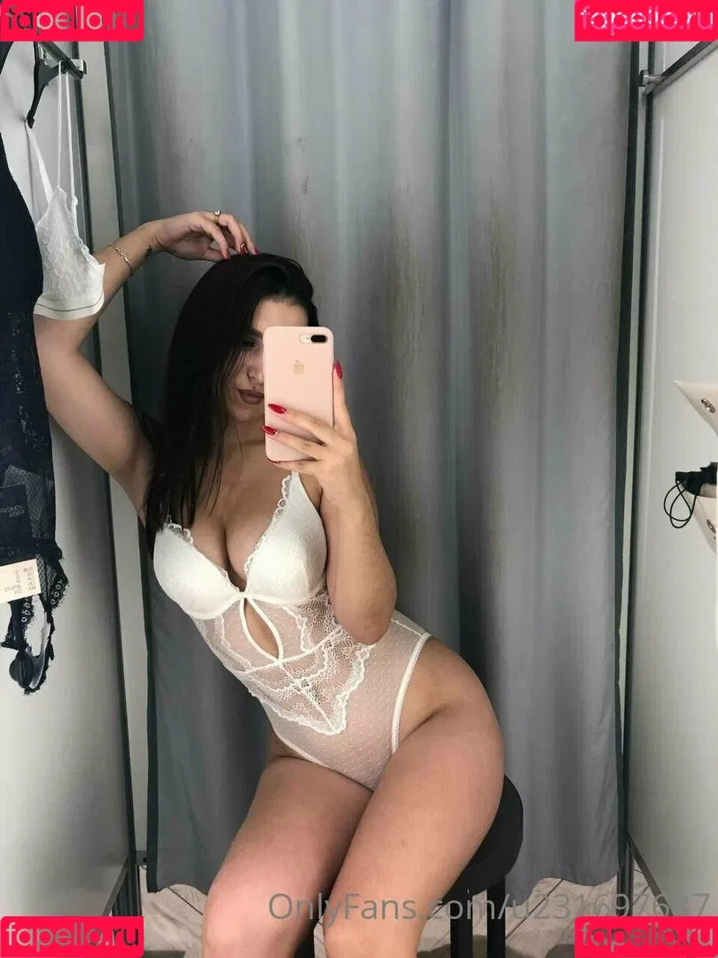 michel_mii Onlyfans Photo Gallery 