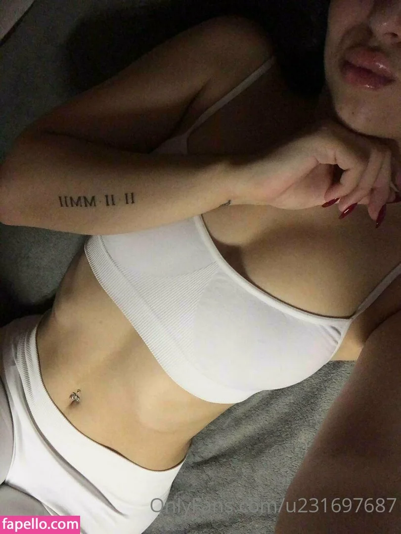 michel_mii Onlyfans Photo Gallery 