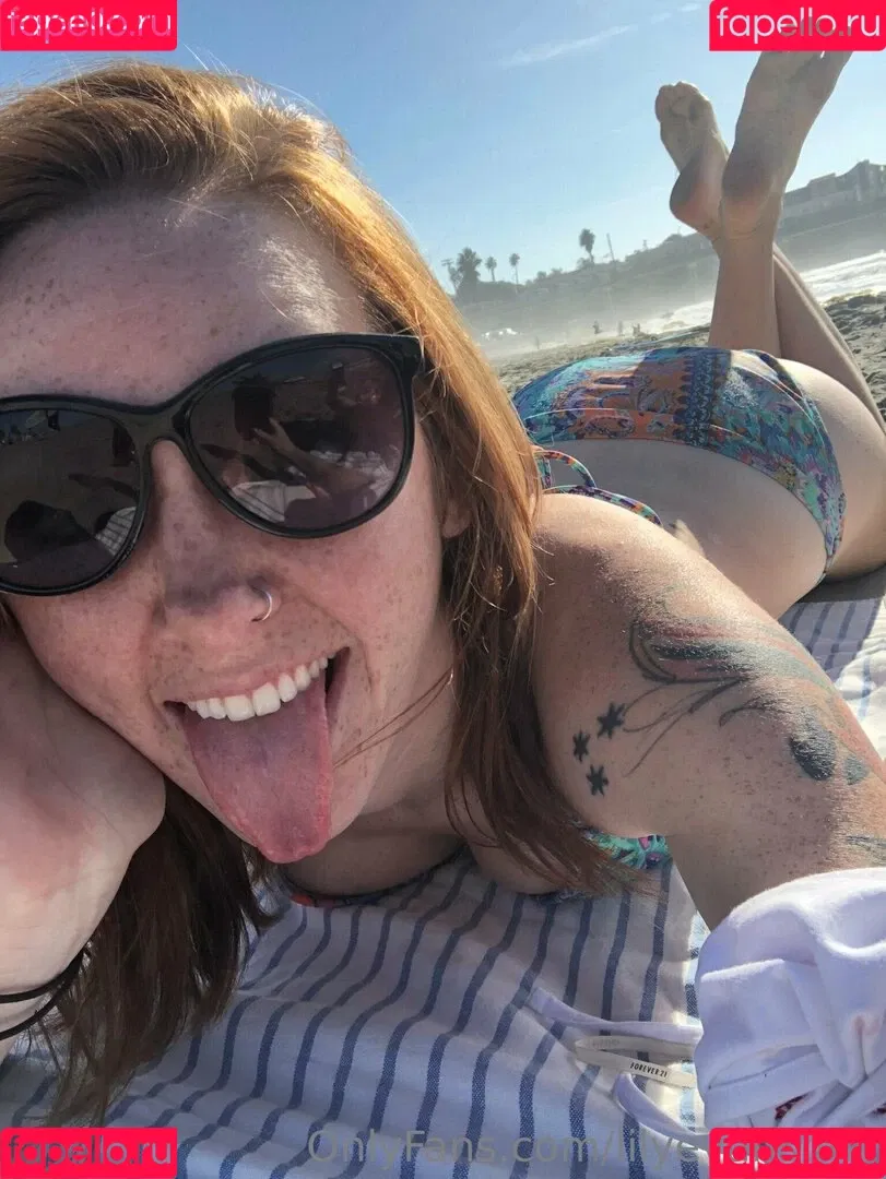 lilyevansmfc Onlyfans Photo Gallery 