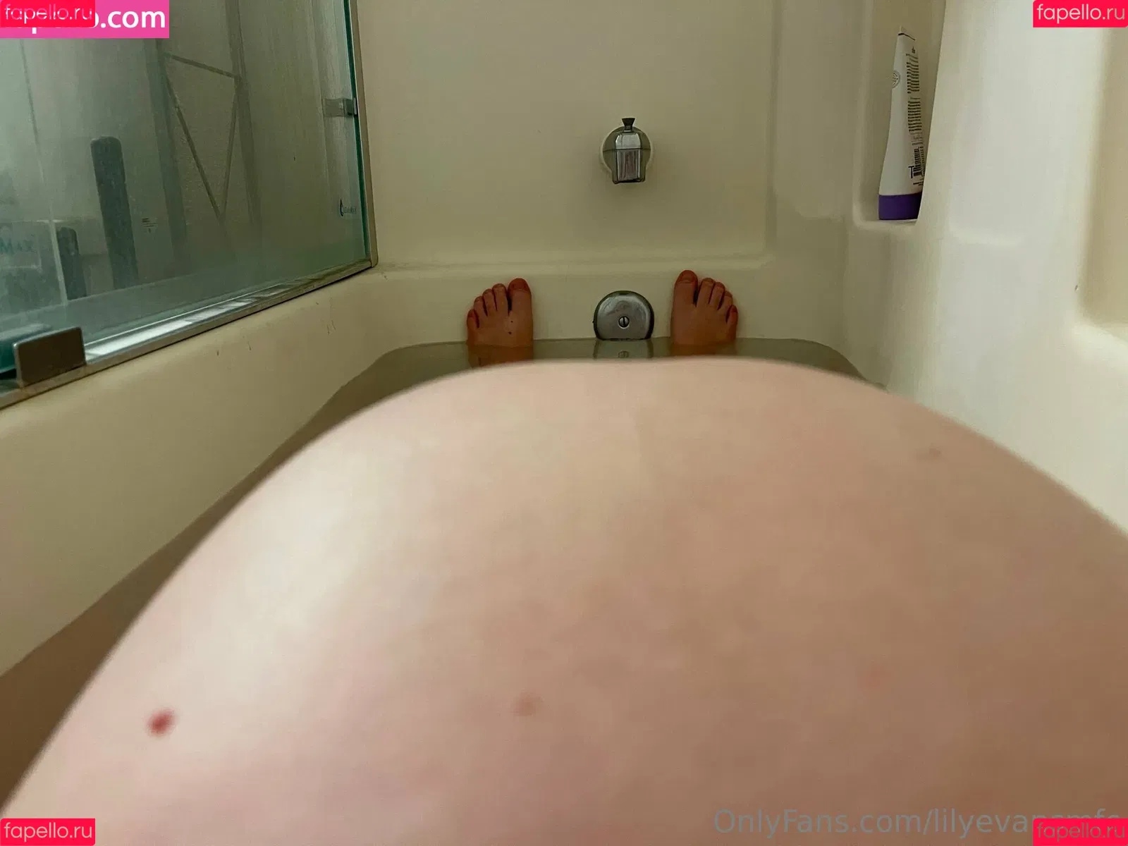 lilyevansmfc Onlyfans Photo Gallery 