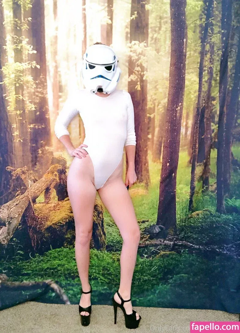 lilyevansmfc Onlyfans Photo Gallery 