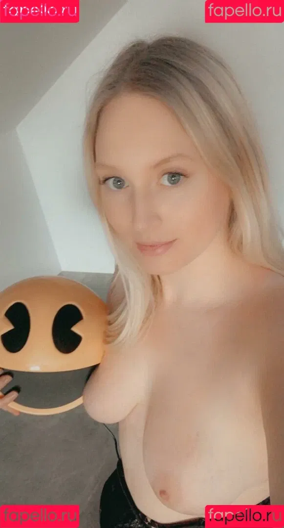 Kinkerbells1 Onlyfans Photo Gallery 