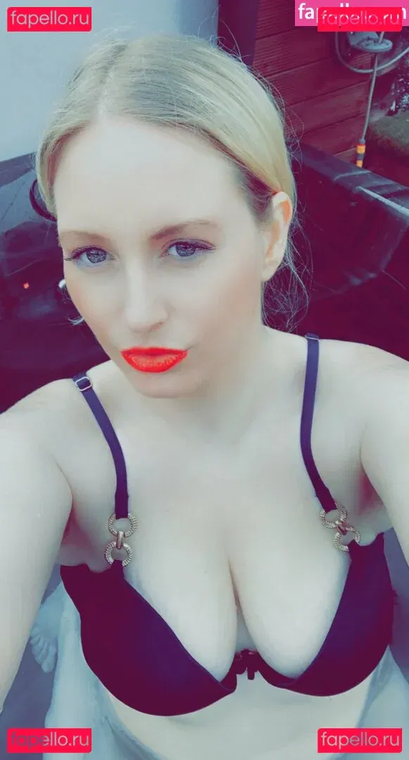 Kinkerbells1 Onlyfans Photo Gallery 