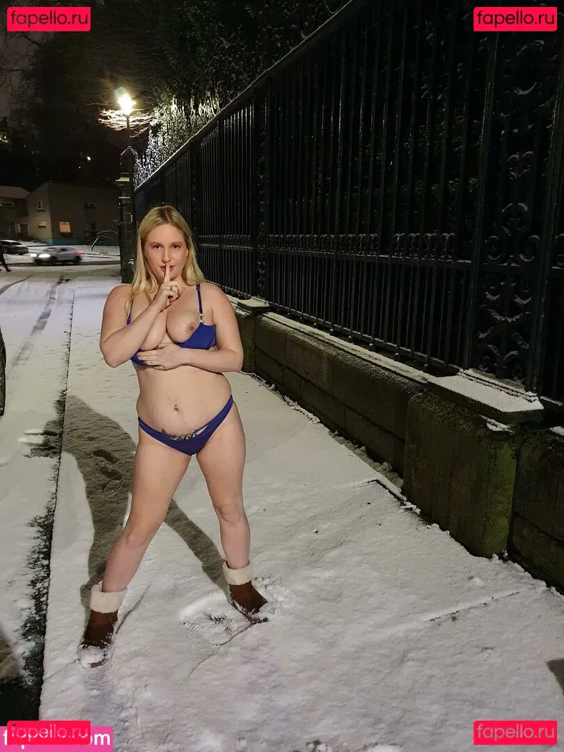 Kinkerbells1 Onlyfans Photo Gallery 