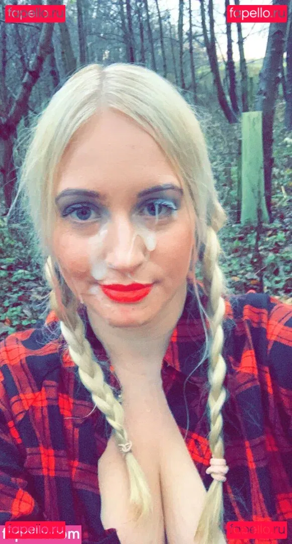 Kinkerbells1 Onlyfans Photo Gallery 