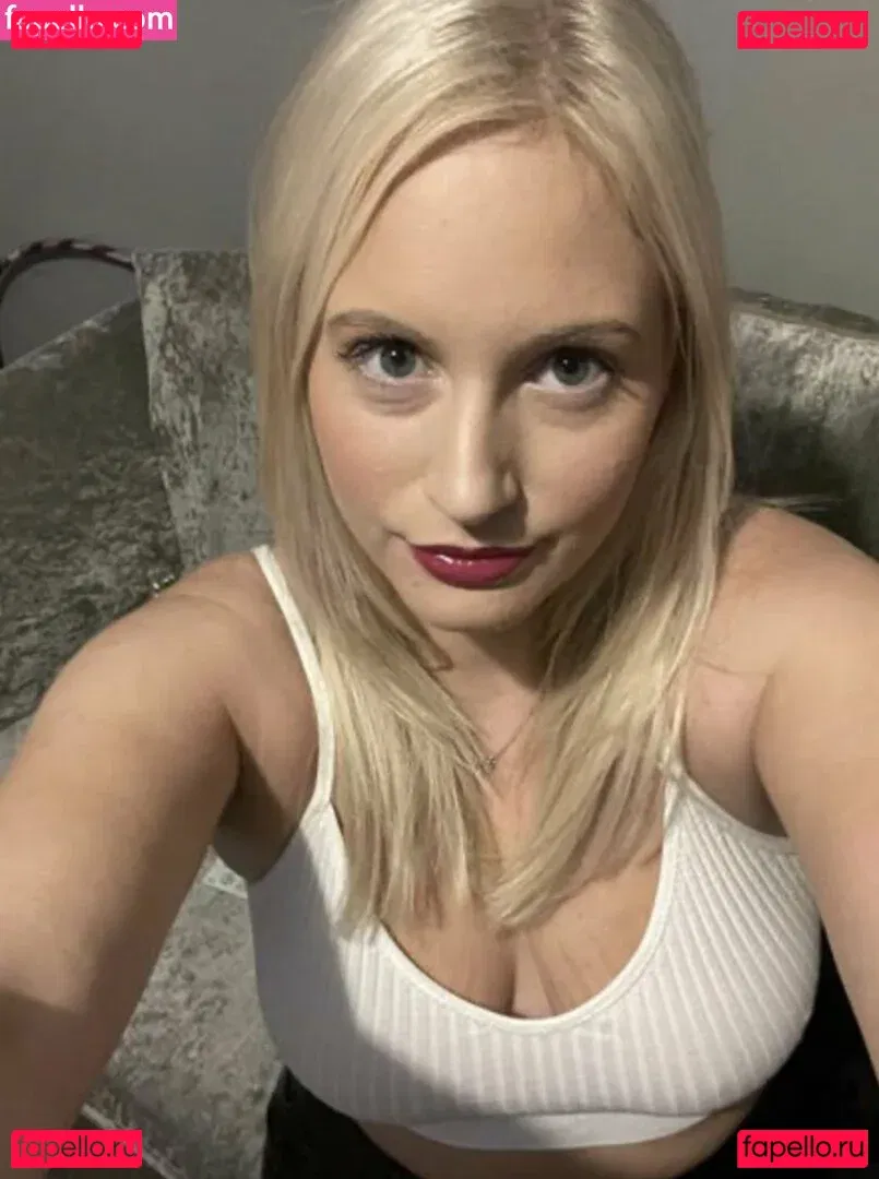 Kinkerbells1 Onlyfans Photo Gallery 