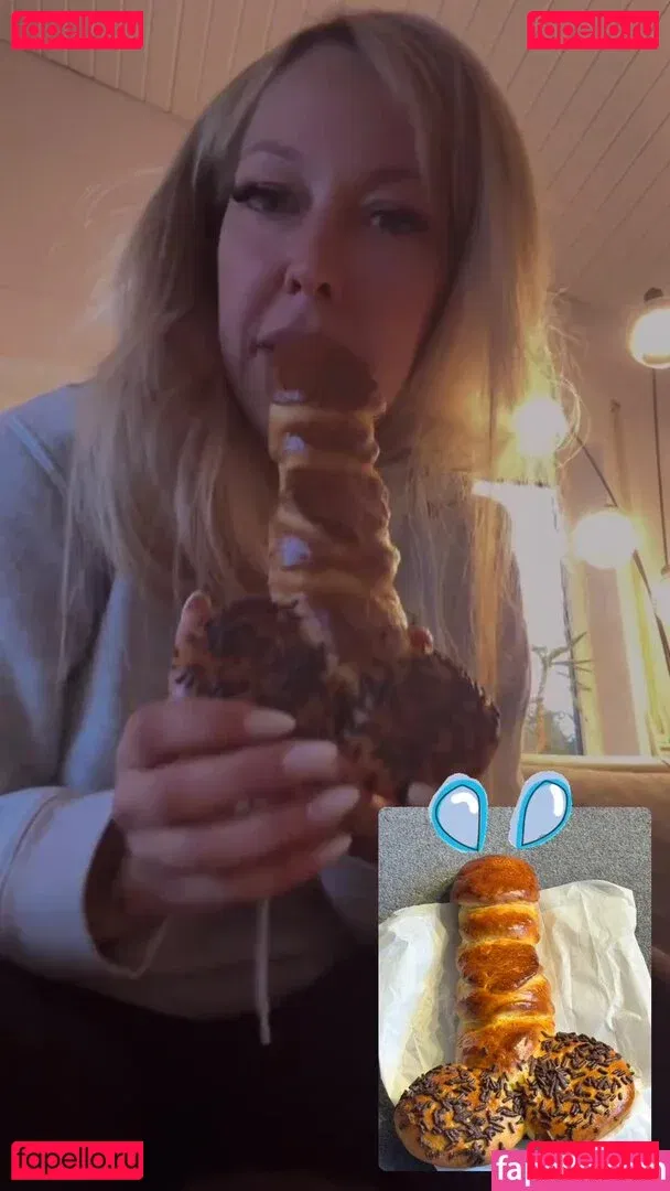 Linda Krieger Mock Onlyfans Photo Gallery 