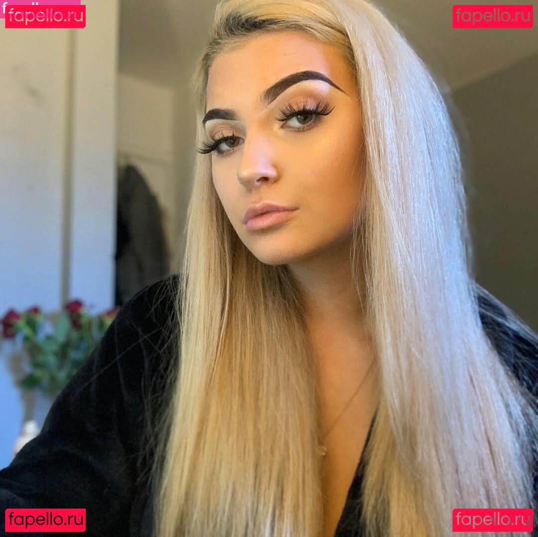 Sscarletthughes Nude Onlyfans Photo 42