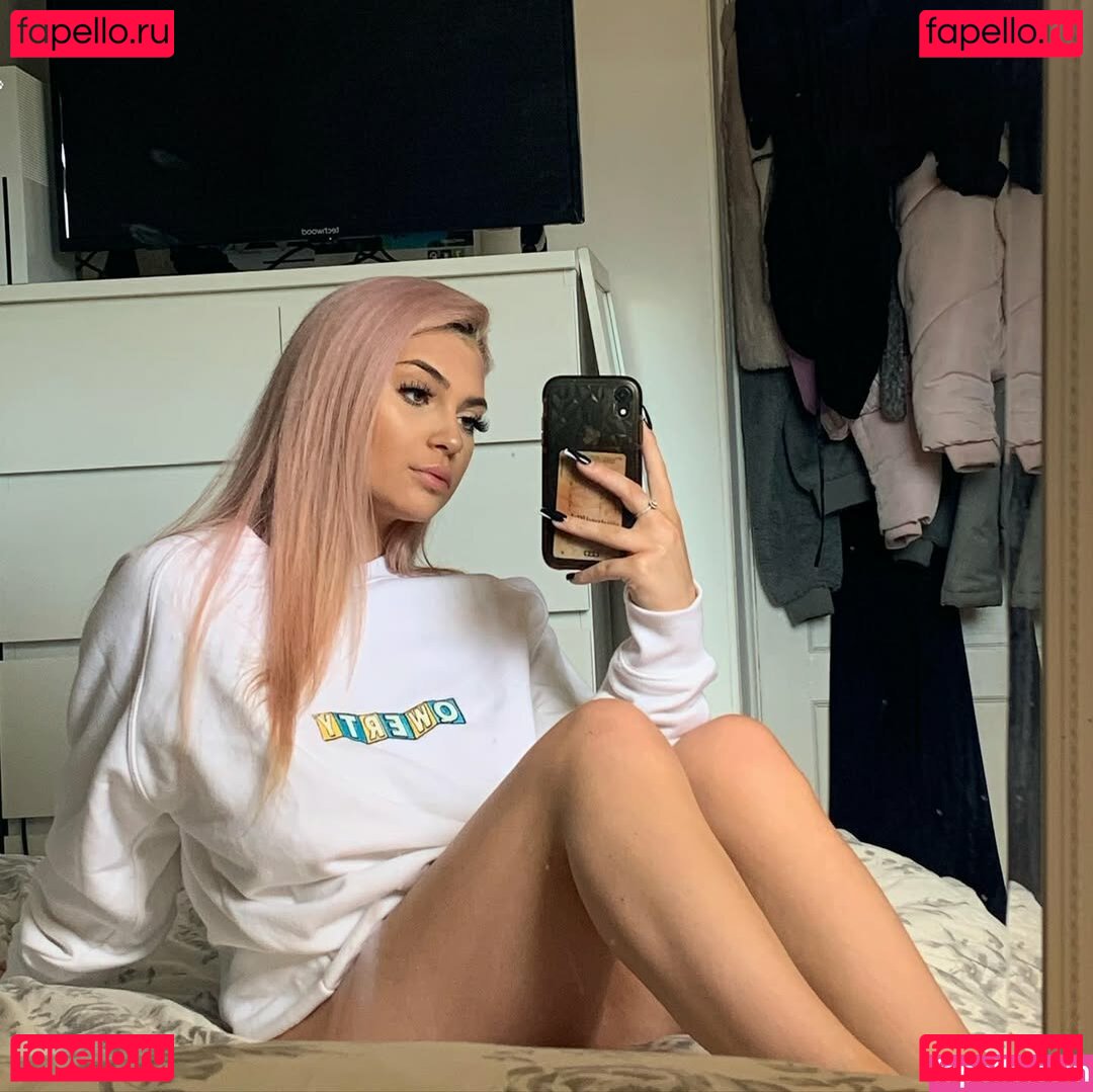 Sscarletthughes Nude Onlyfans Photo 30