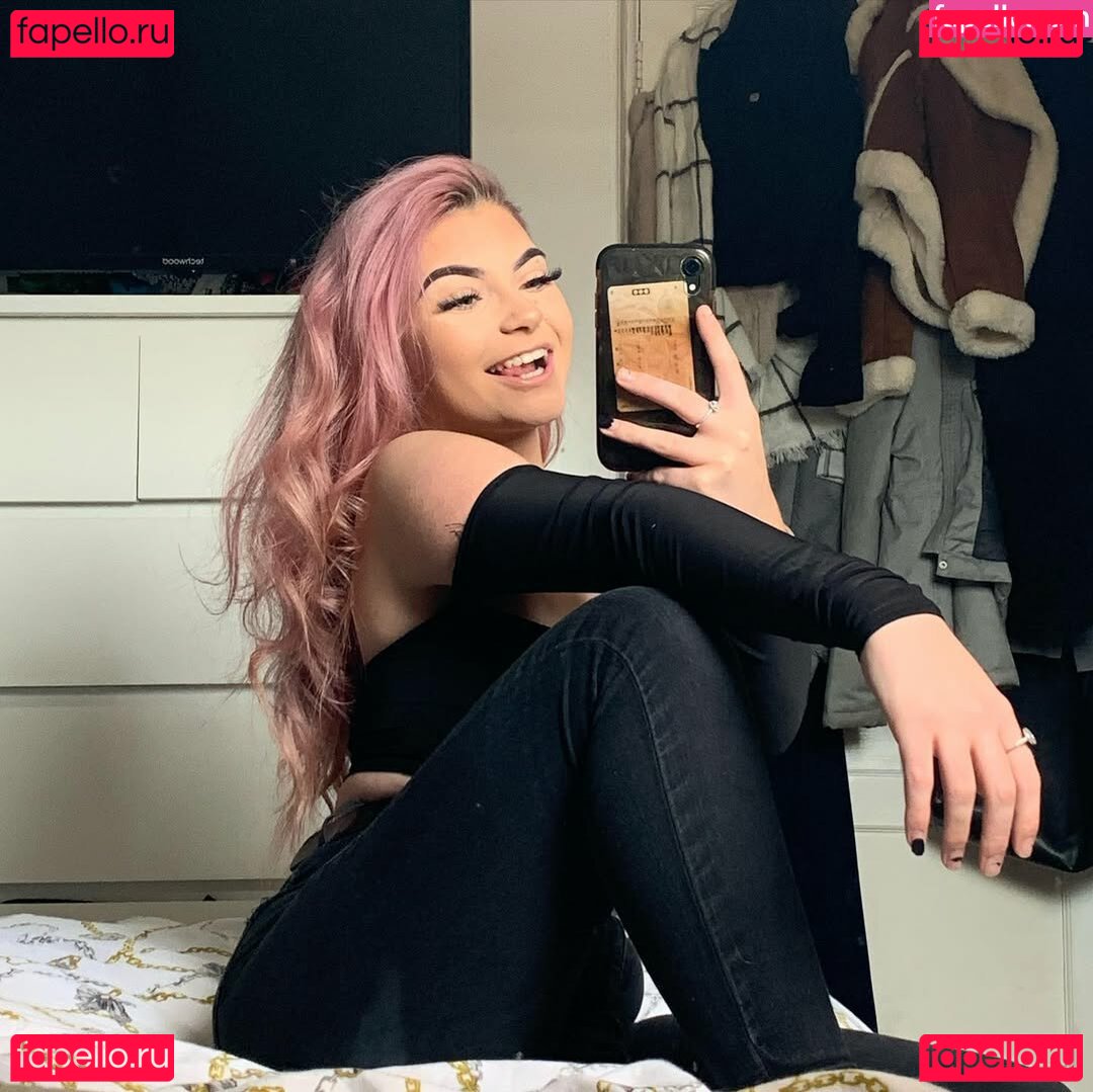 Sscarletthughes Nude Onlyfans Photo 19
