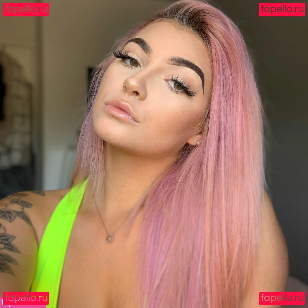 Sscarletthughes Nude Onlyfans Photo 17
