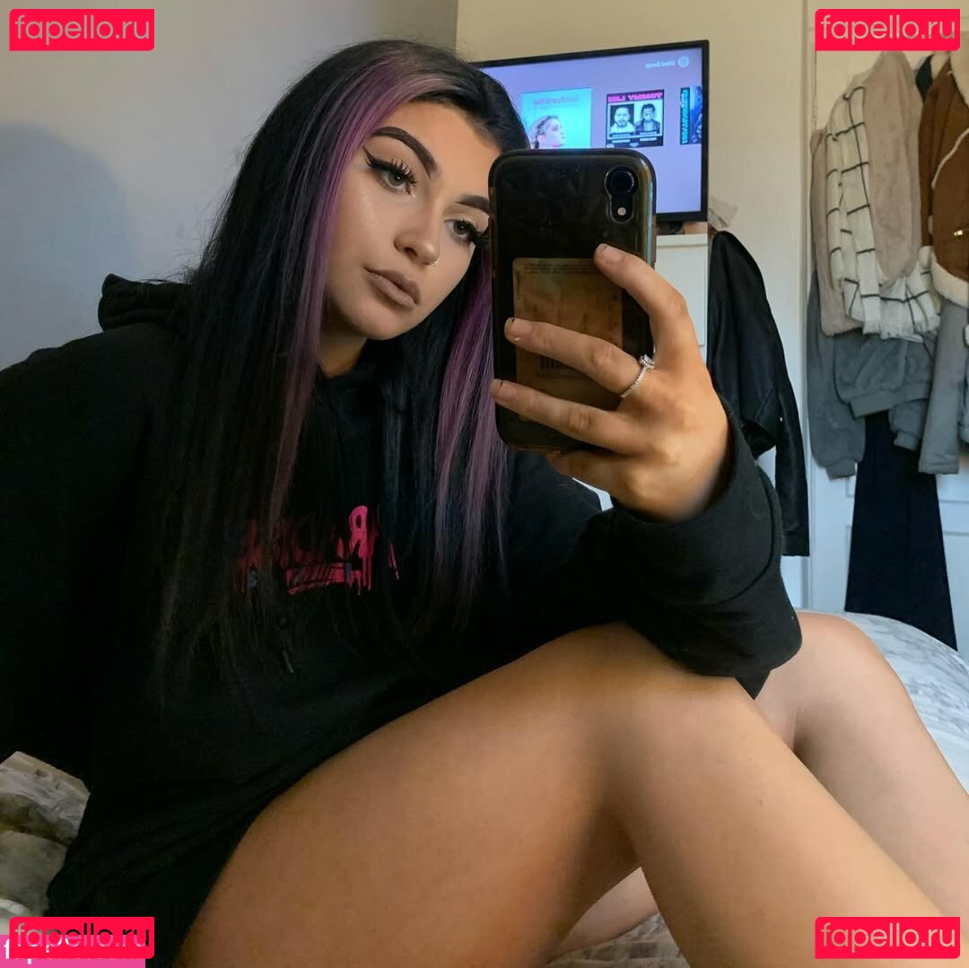 Sscarletthughes Nude Onlyfans Photo 12