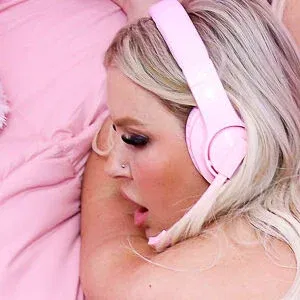 Saterra St Jean Onlyfans Photo Gallery 