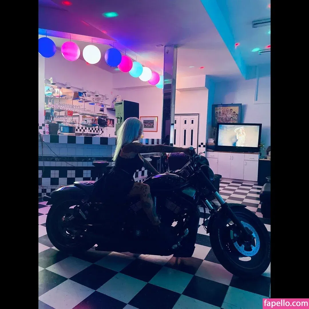 Nikki N9ne Onlyfans Photo Gallery 